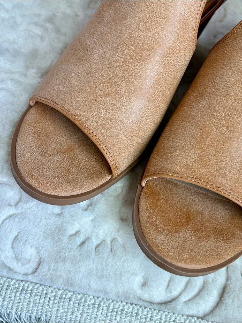 Frye and Co Sandals Gaia Tan Ankle Women Sz 10 Strap Block Heel Neutral Boho EUC - Picture 13 of 13